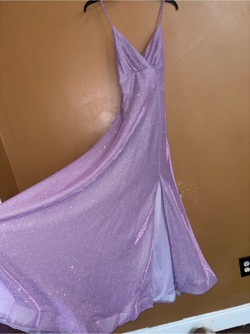 Lilac Shimmer V-Neck Spaghetti-Strap Prom Gown - Picture 4 of 9